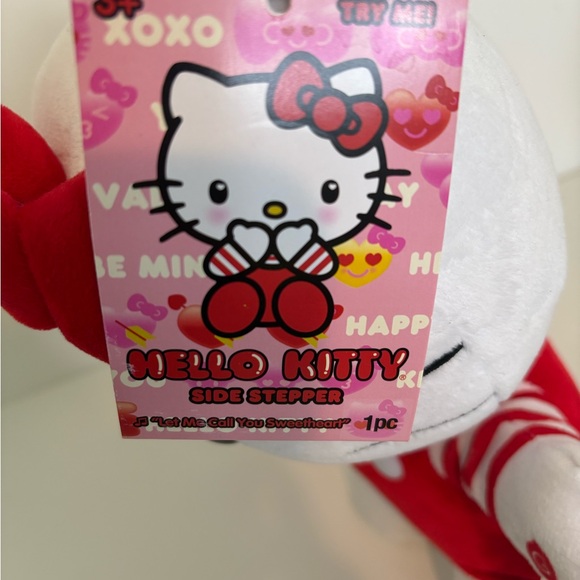 NWT Hello Kitty Valentines Plush Greeter/Side-Stepper - Picture 5 of 5